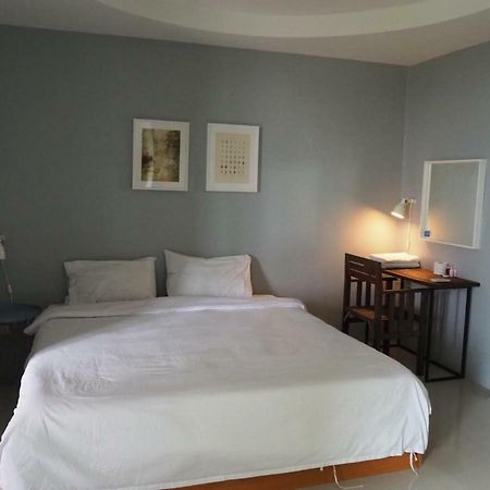 The O2 Aparthotel Udon Thani Bagian luar foto