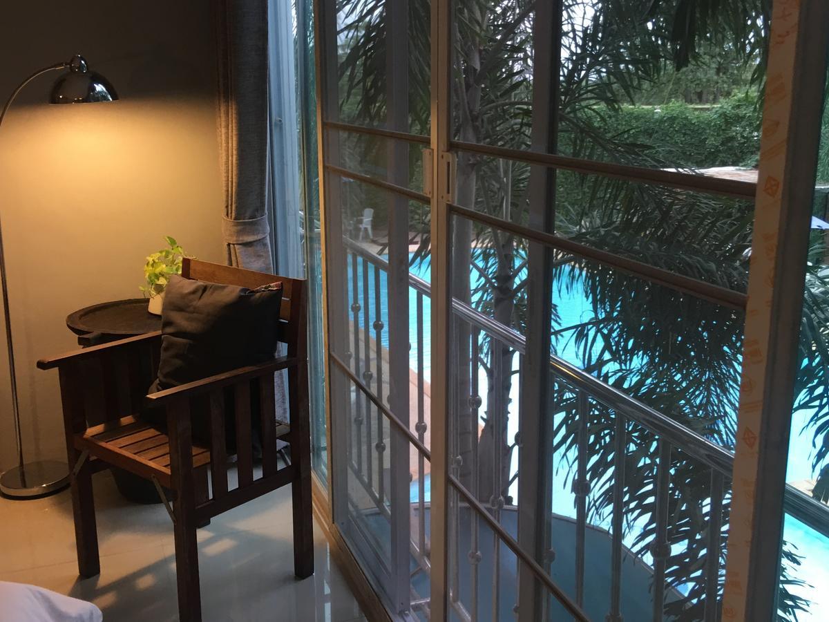 The O2 Aparthotel Udon Thani Bagian luar foto