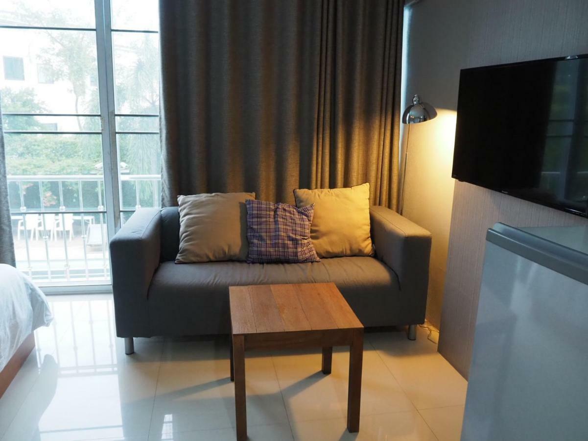 The O2 Aparthotel Udon Thani Bagian luar foto