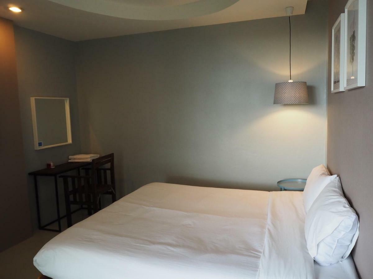 The O2 Aparthotel Udon Thani Bagian luar foto
